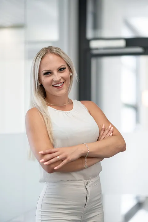 Anna-Sophie Peterhans, property manager and broker at Bühl AG